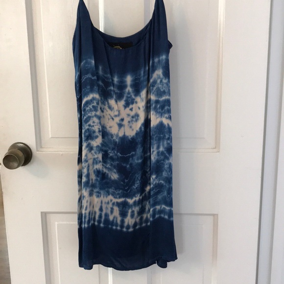 Blue life short silky slip - Picture 3 of 5